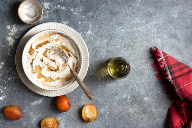 Kremowe danie w misce